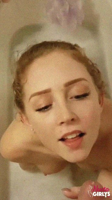 Sexy ginger girl ready receiving facial on her knees